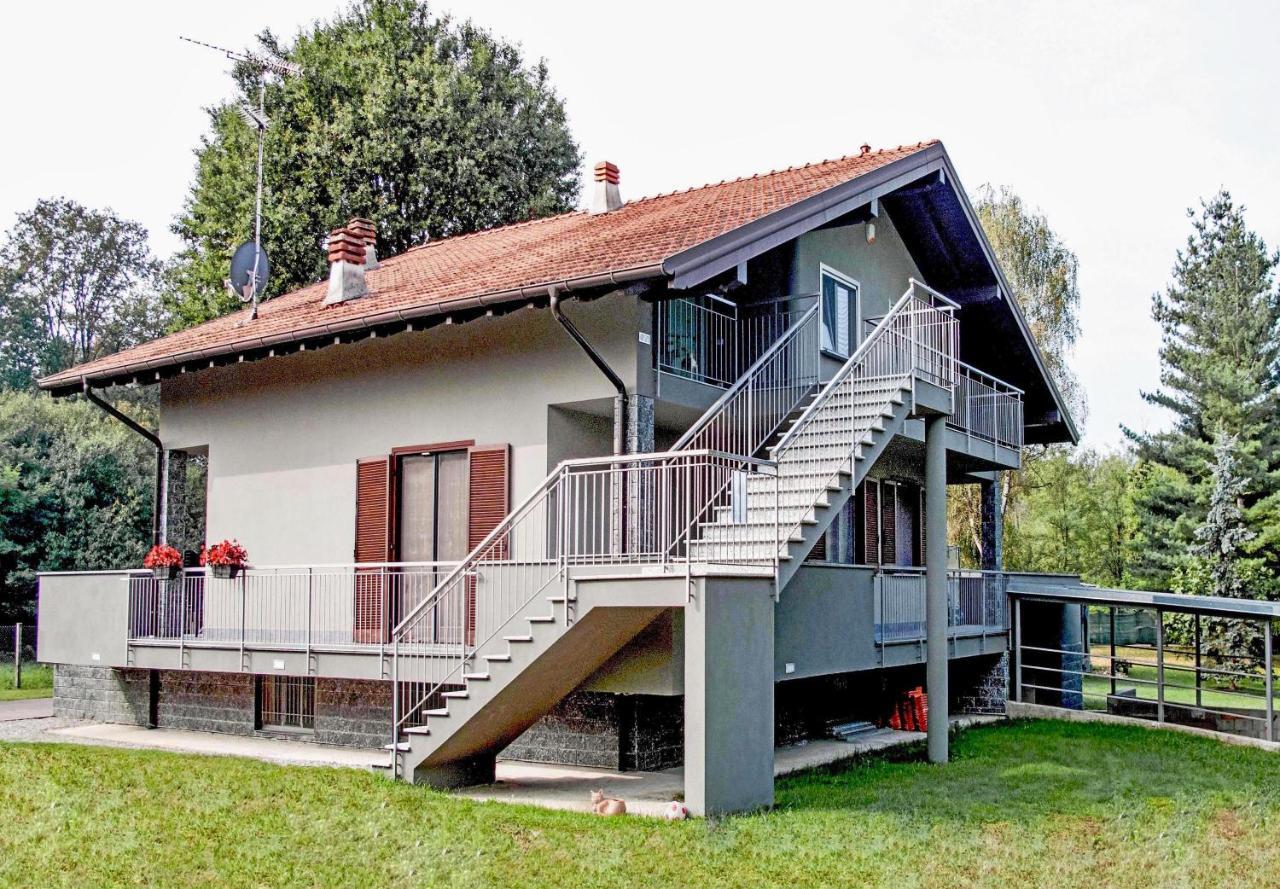 B&B Il Rovere Gattico Exterior photo